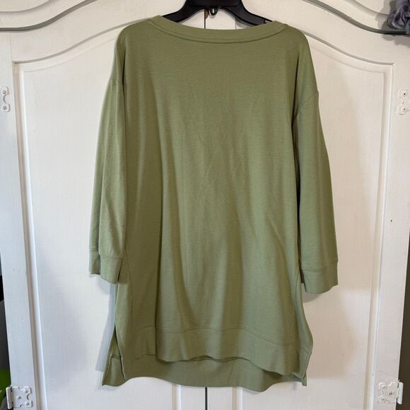 Chico's Moss Green Pullover, 3/4 Sleeve Top, Size Medium - Picture 2 of 11